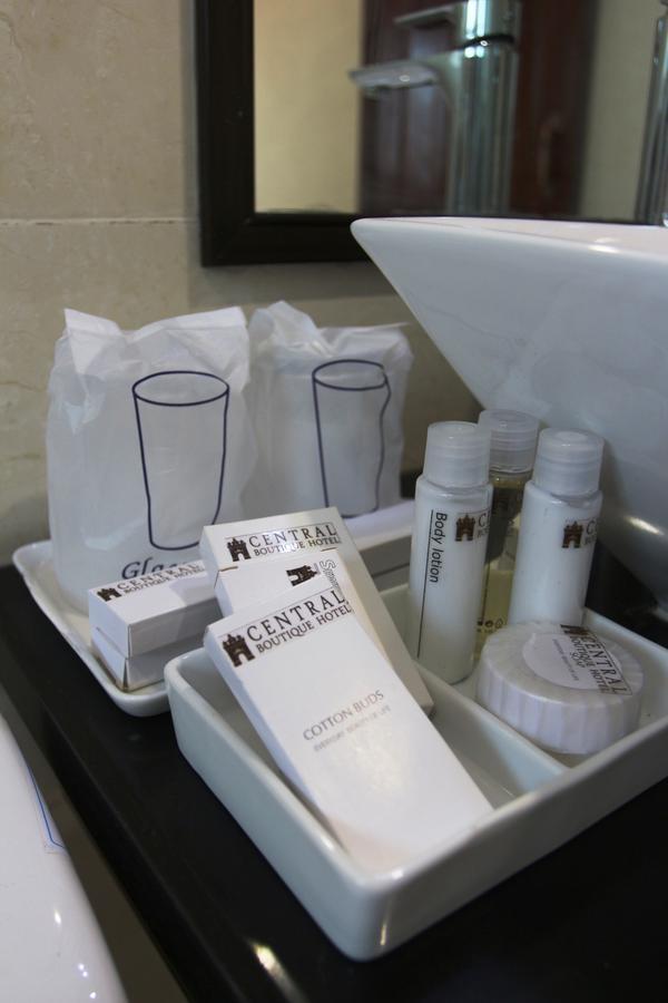 Central Boutique Hotel Vientiane Bagian luar foto