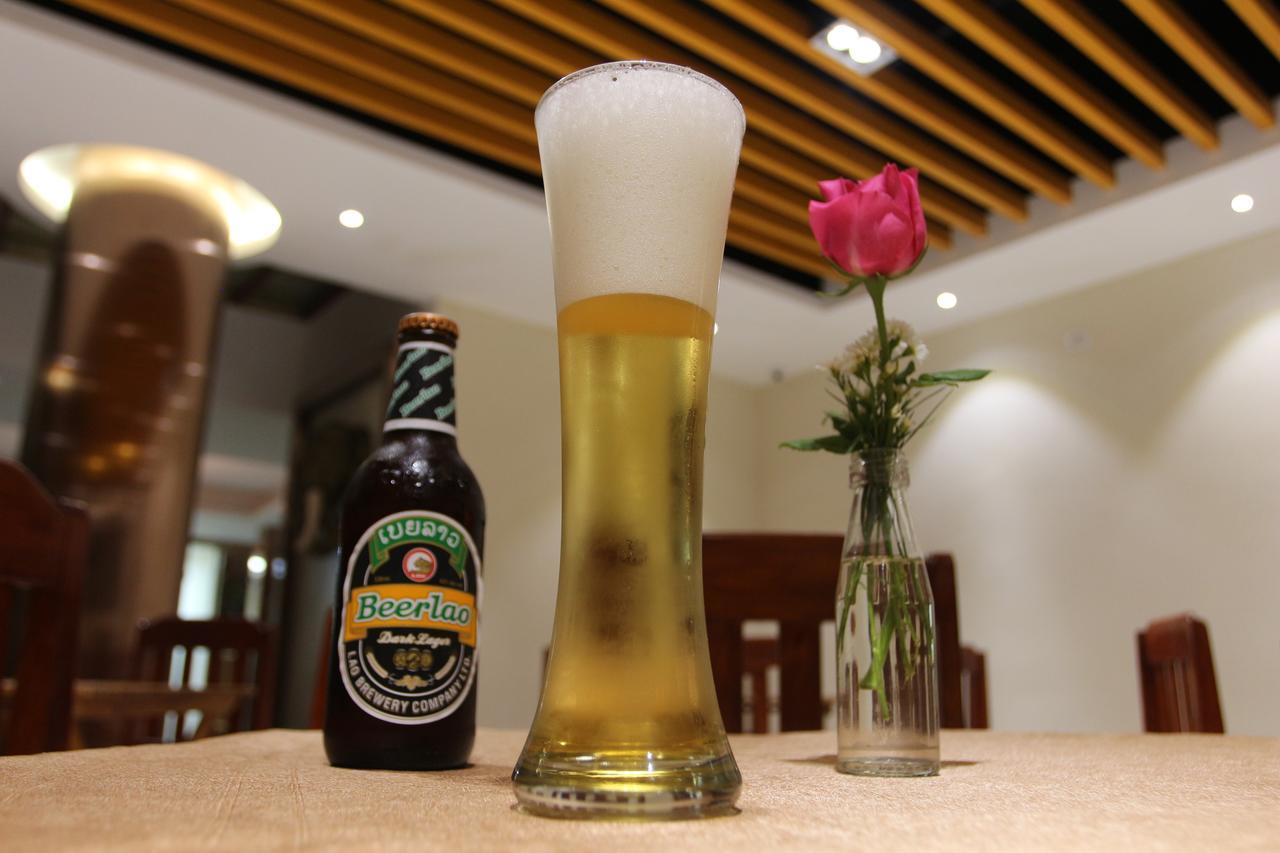 Central Boutique Hotel Vientiane Bagian luar foto