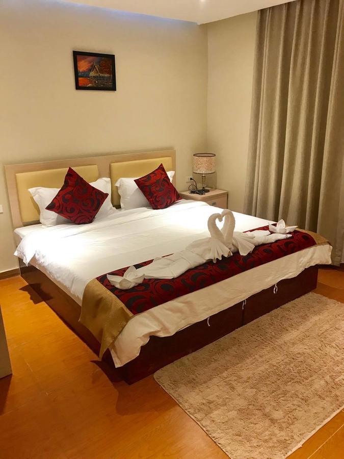Central Boutique Hotel Vientiane Bagian luar foto