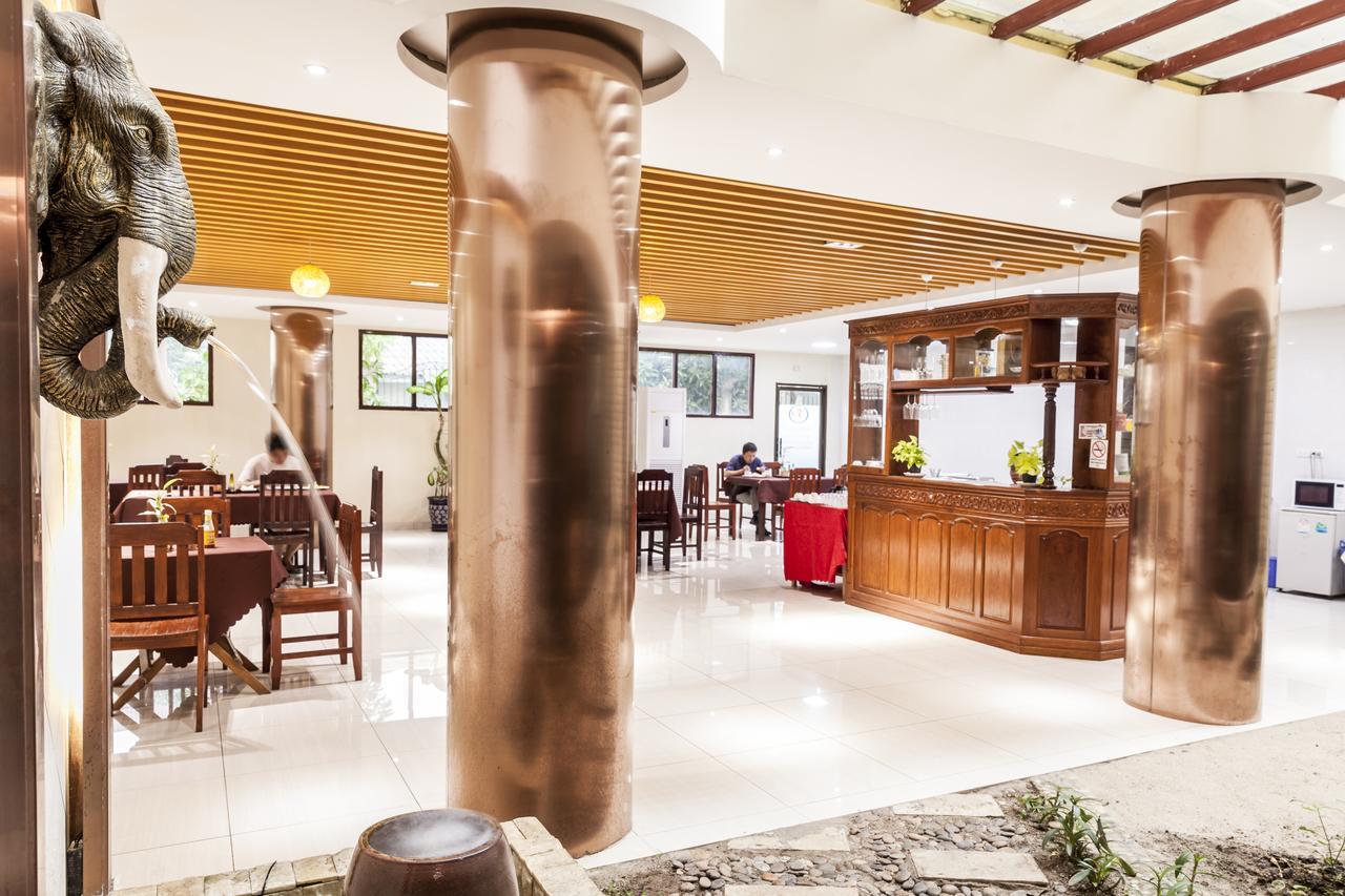 Central Boutique Hotel Vientiane Bagian luar foto