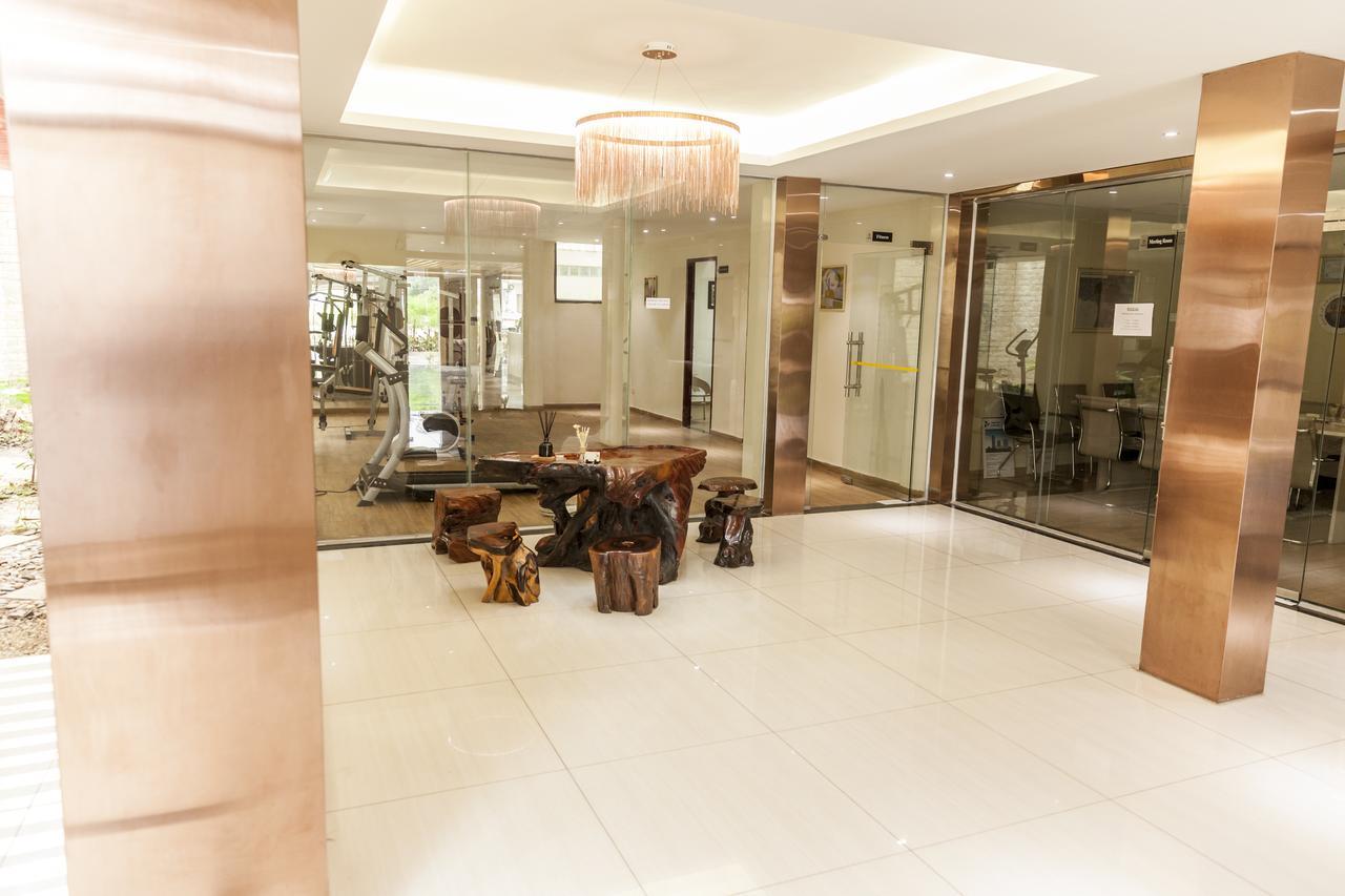 Central Boutique Hotel Vientiane Bagian luar foto