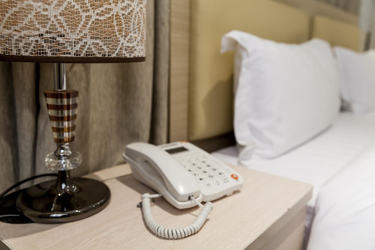 Central Boutique Hotel Vientiane Bagian luar foto