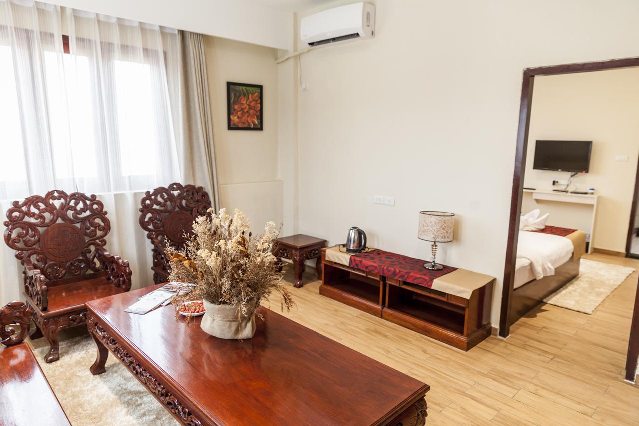 Central Boutique Hotel Vientiane Bagian luar foto